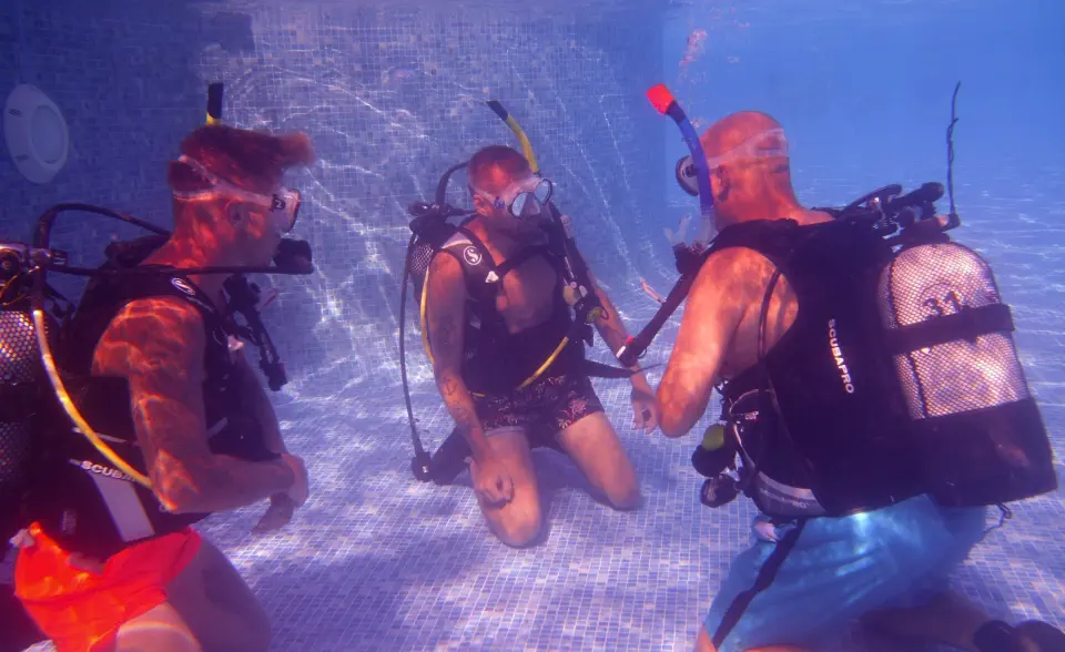 padi open water diver course gallery