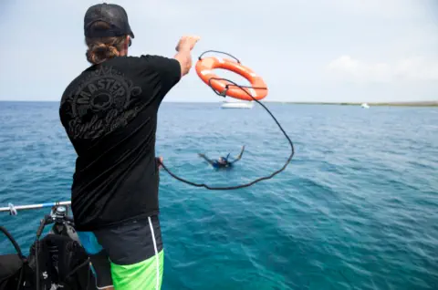 rescue diver scenario